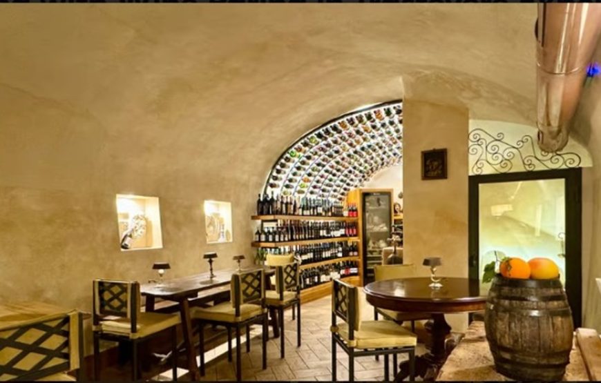 Wine pairing experience and Trastevere culinary journey